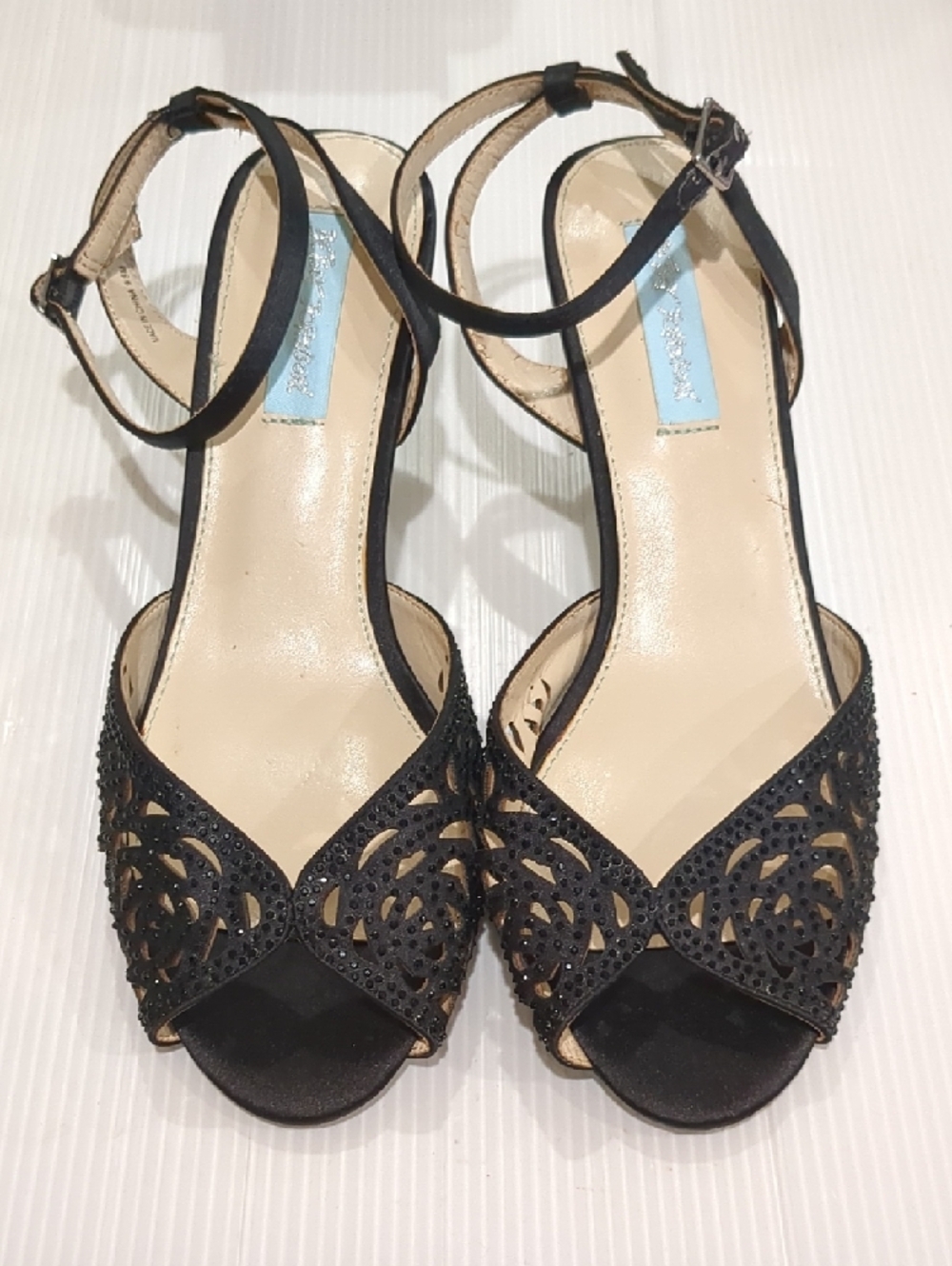 Betsy Johnson Black Laser Cutout Kitten Heels